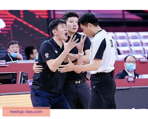 CBA季后赛激战正酣多支球队全力冲击总决赛荣耀